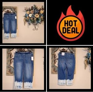Westbound High Rise Flat Front Capri Pull-On Jeans. NWT Size 2P